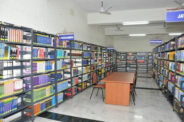 Cheran College of Technology campus in Tiruppur, Tamil Nadu, India — photo 4