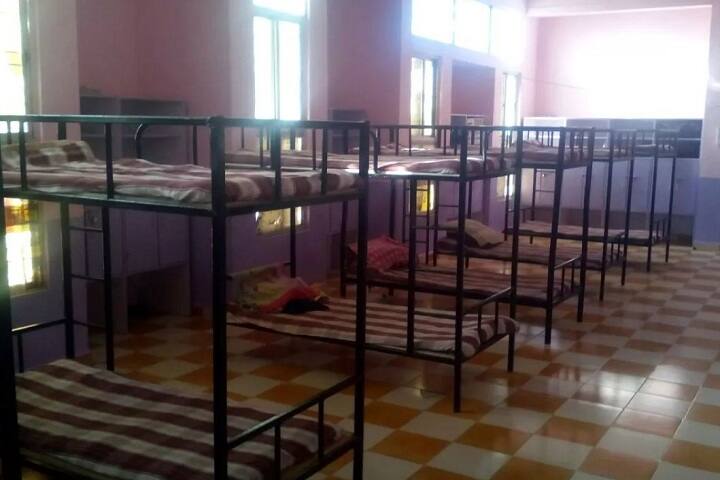 Shivneri Institute of Pharmacy campus in Junnar, Maharashtra, India — photo 4