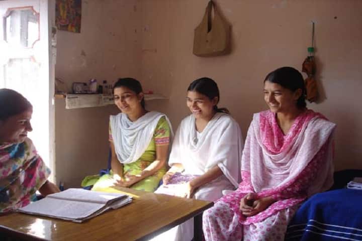 Swami Vishwatamanand Saraswati College of Education campus in Rajouri, Jammu and Kashmir, India — photo 4