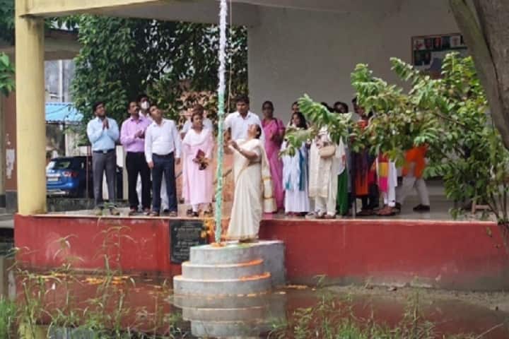 Mahendra Mahila College campus in Gopalganj, Bihar, India — photo 4