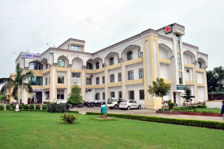 Quadra Institute of Nursing campus in Roorkee, Uttarakhand, India — photo 1