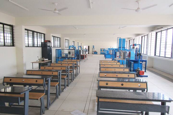 KLECET Chikodi campus in Belgaum, Karnataka, India — photo 6