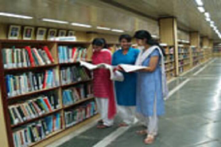Sri Ramachandra Faculty of Nursing campus in Thiruvallur, Tamil Nadu, India — photo 5