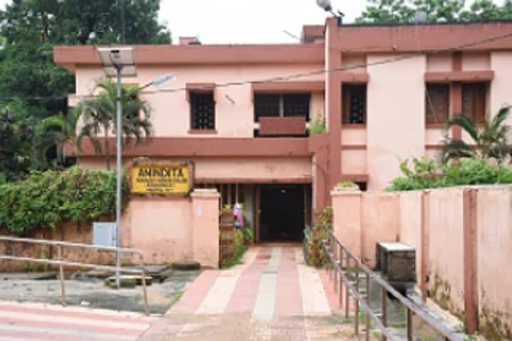 Rama Devi Women's University campus in Bhubaneswar, Odisha, India — photo 3