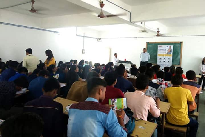 Manguba M Ed College campus in Daskroi, Gujarat, India — photo 4