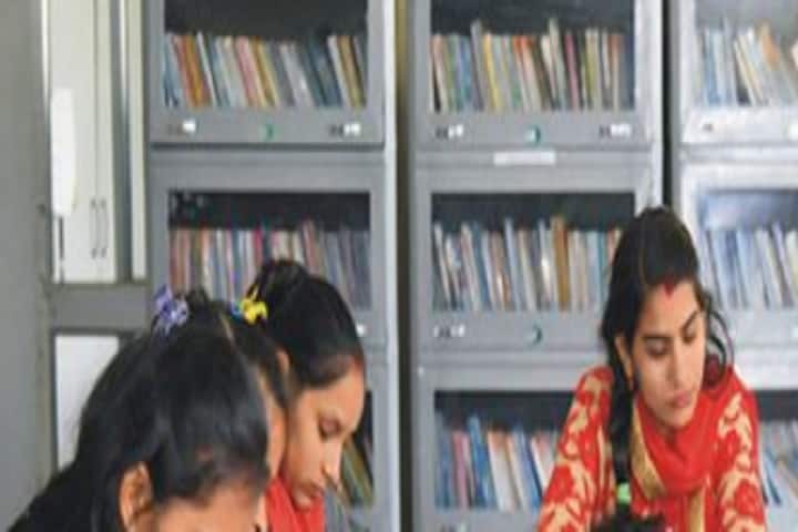 Vimla Yadav Post Graduate College campus in Ghazipur, Uttar Pradesh, India — photo 3