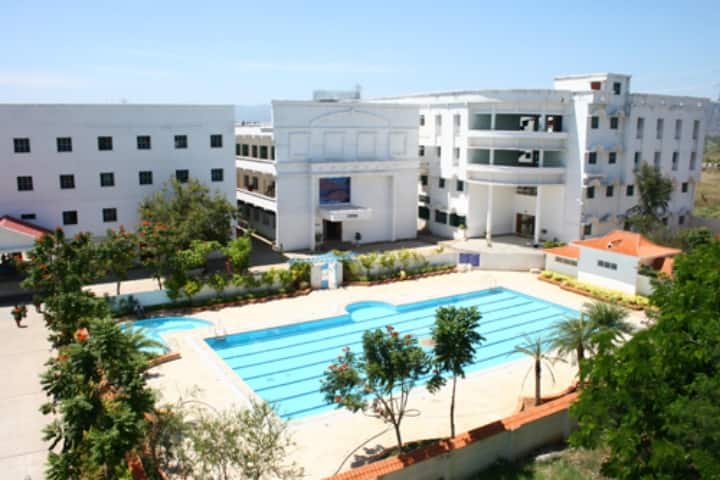 Dhanalakshmi Srinivasan College of Education campus in Perambalur, Tamil Nadu, India — photo 2