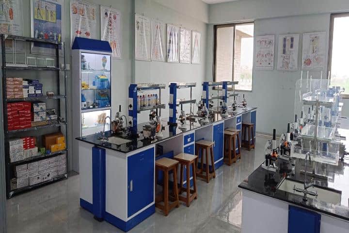 AMS Ayurved Medical College and Hospital campus in Malegaon, Maharashtra, India — photo 2