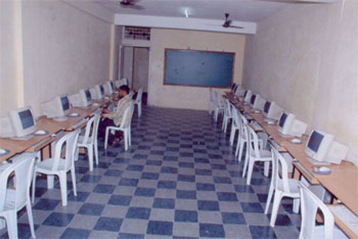 Nizam Institute of Pharmacy campus in Bhoodan Pochampally, Telangana, India — photo 5
