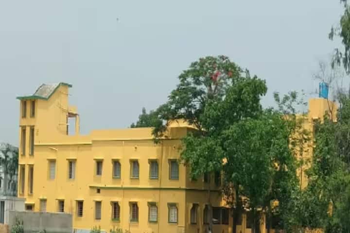 Kabi Nazrul College campus in Birbhum, West Bengal, India — photo 1