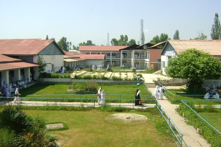 Government Degree College for Women campus in Anantnag, Jammu and Kashmir, India — photo 2