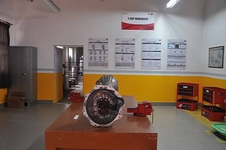 IIMT College of Polytechnic campus in Greater Noida, Uttar Pradesh, India — photo 3