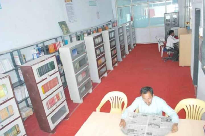 Shivlingeshwar College of Pharmacy campus in Almala, Maharashtra, India — photo 3