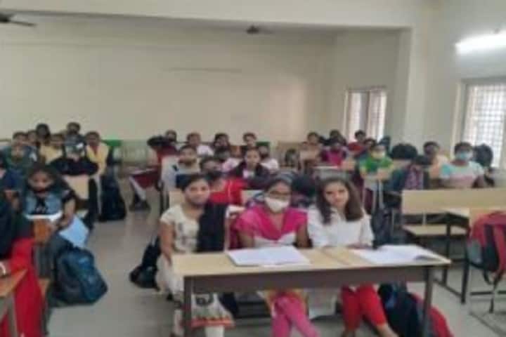 Government Degree College for Women campus in Hyderabad, Telangana, India — photo 2