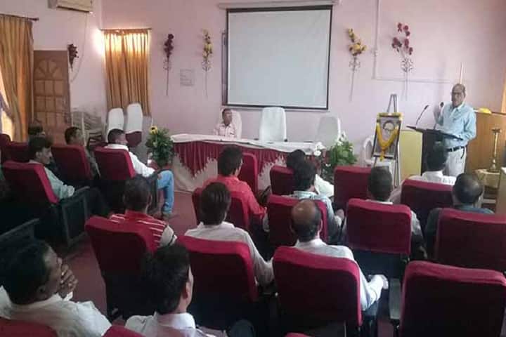 Post Graduate Institute of Veterinary and Animal Sciences campus in Akola, Maharashtra, India — photo 4