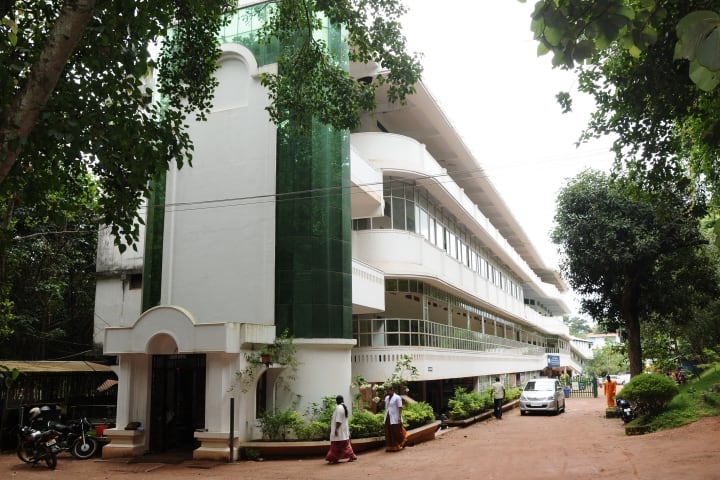 Santhigiri Siddha Medical College campus in Thiruvananthapuram, Kerala, India — photo 2