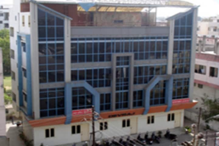 Akshar Mahila B Ed College, Vadodara campus in Vadodara, Gujarat, India