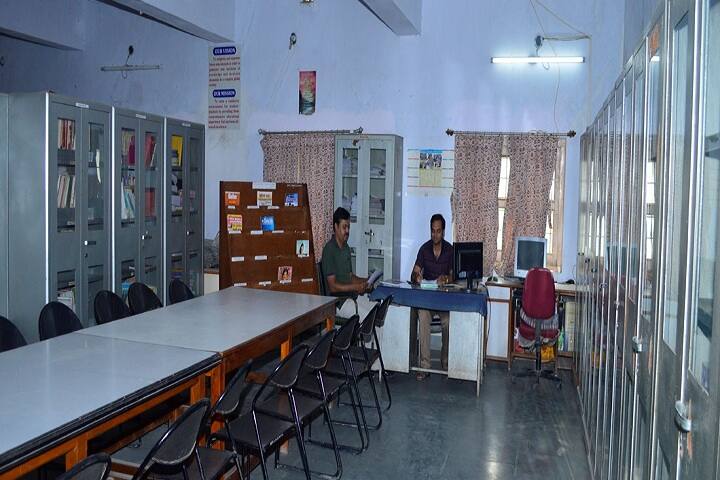 SNM Shah M Ed College campus in Godhra, Gujarat, India — photo 5
