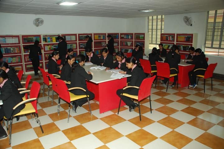 Shekhawati College of Pharmacy campus in Nawalgarh, Rajasthan, India — photo 2