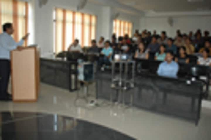 Swift School of Pharmacy campus in Rajpura, Punjab, India — photo 2