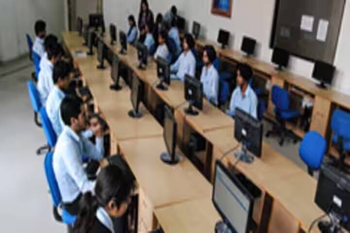 Swift School of Pharmacy campus in Rajpura, Punjab, India — photo 6