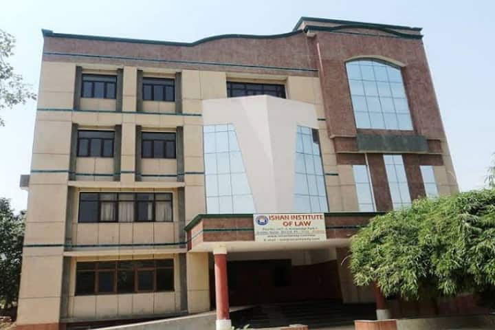 Ishan Institute of Law campus in Greater Noida, Uttar Pradesh, India — photo 1