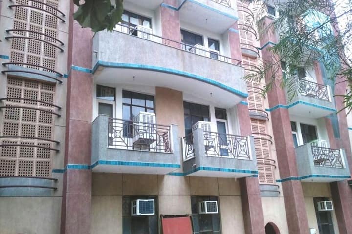 Ishan Institute of Law campus in Greater Noida, Uttar Pradesh, India — photo 6