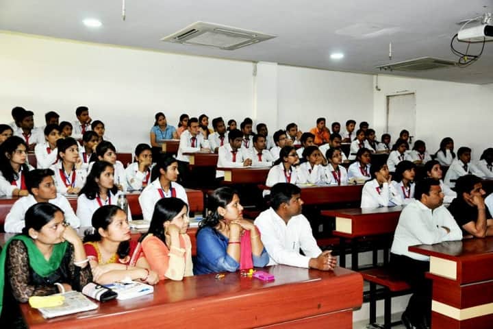 Invertis Institute of Law campus in Bareilly, Uttar Pradesh, India — photo 2