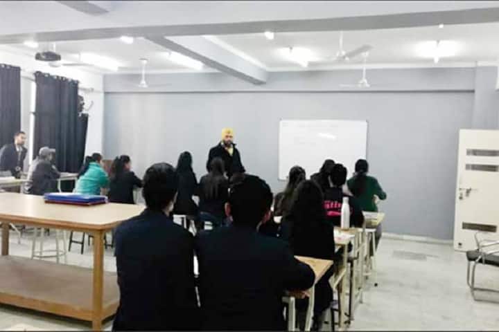 University Institute of Biotechnology campus in Chandigarh, India — photo 3