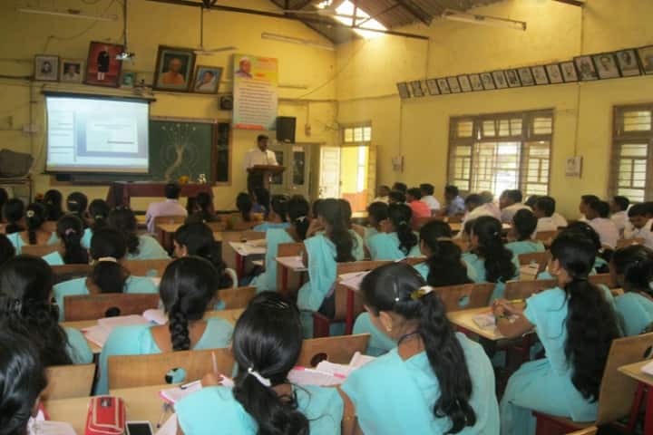 Acharya Jawadekar College of Education campus in Kolhapur, Maharashtra, India — photo 5
