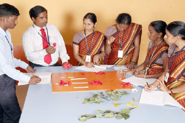Sri Vijay Vidyalaya College of Education campus in Dharmapuri, Tamil Nadu, India — photo 1
