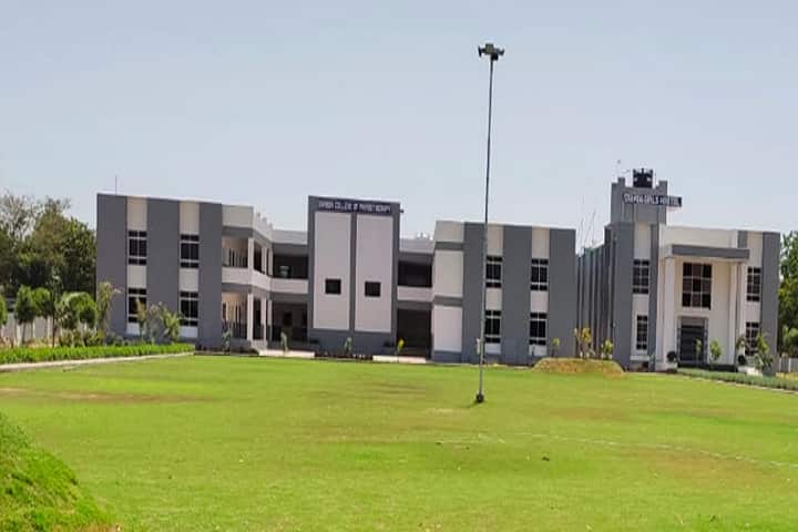 Sharda School of Pharmacy campus in Gandhinagar, Gujarat, India — photo 2