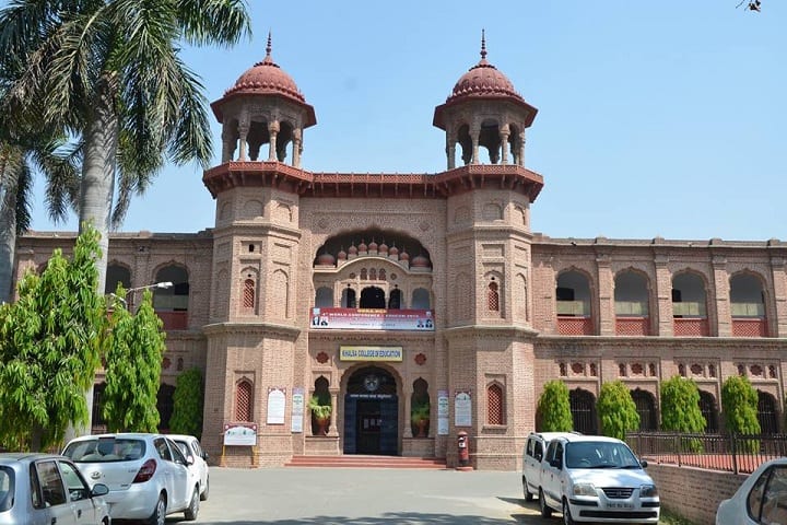 Khalsa College of Education, Amritsar campus in Amritsar, Punjab, India
