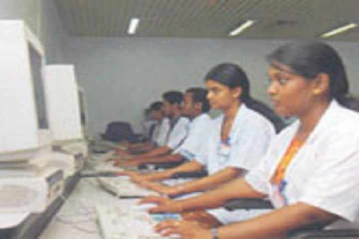 Sri Ramachandra College of Nursing campus in Chennai, Tamil Nadu, India — photo 4