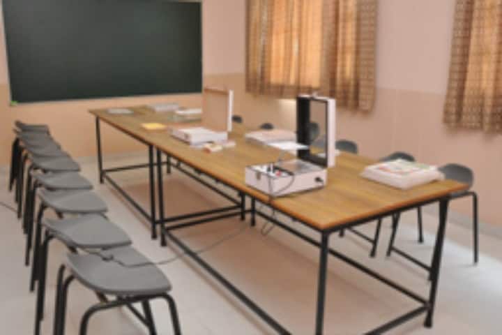 Kamla Nehru College of Education for Women campus in Phagwara, Punjab, India — photo 3