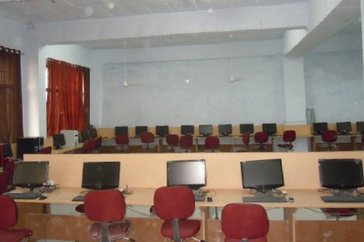 Saraswati College of Education campus in Hisar, Haryana, India — photo 4