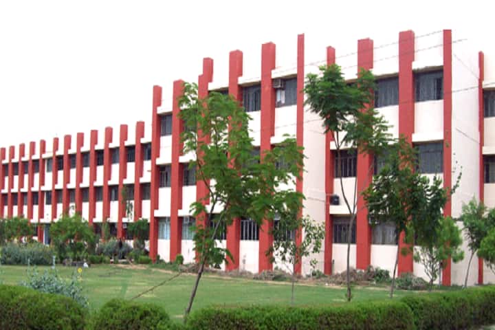 Sachdeva Institute of Education campus in Mathura, Uttar Pradesh, India — photo 1