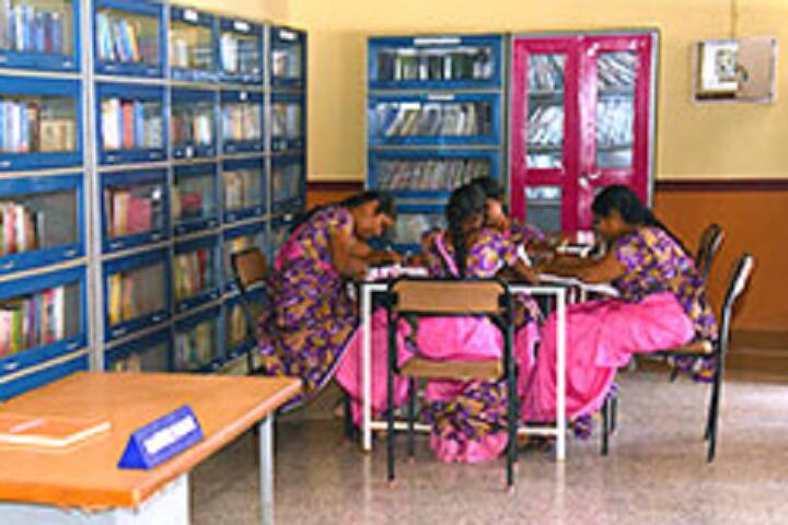 Shivparvathi Mandradiar College of Education campus in Palayakottai, Tamil Nadu, India — photo 3