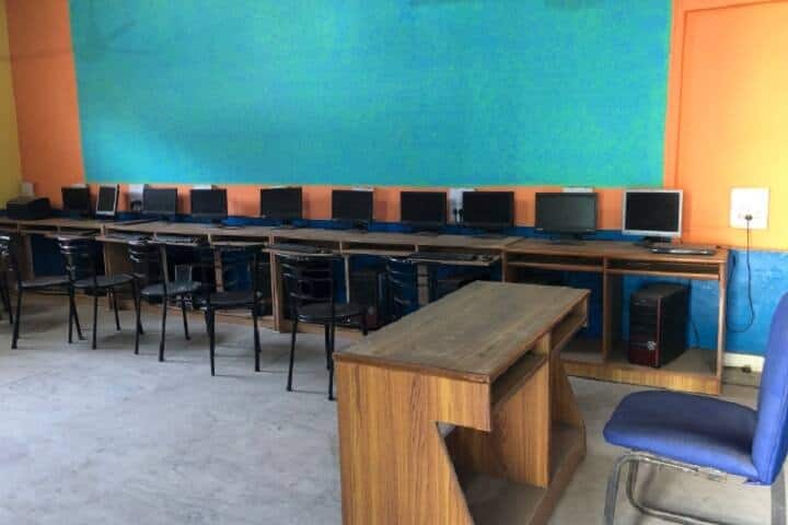 Pt LR College of Education campus in Faridabad, Haryana, India — photo 6