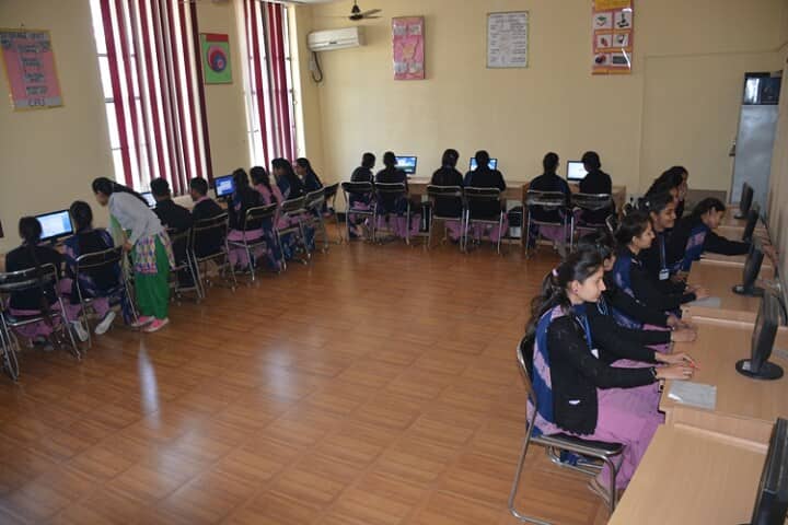 Guru Nanak College of Education campus in Hoshiarpur, Punjab, India — photo 4