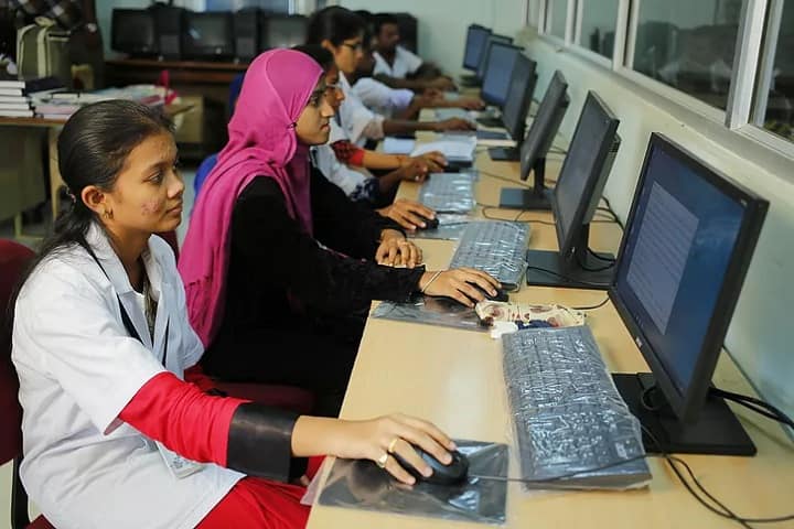 St Johns College of Pharmaceutical Sciences campus in Yemmiganur, Andhra Pradesh, India — photo 4