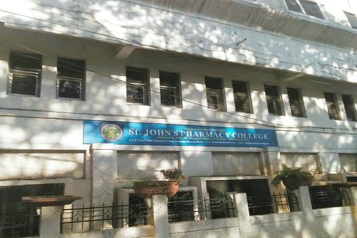St John's Pharmacy College campus in Bangalore, Karnataka, India — photo 1