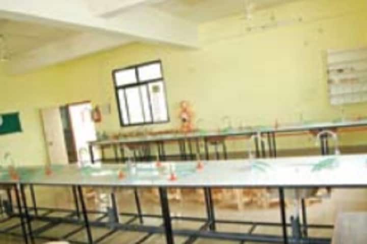 Institute of Pharmaceutical Science and Research For Girls campus in Pune, Maharashtra, India — photo 5