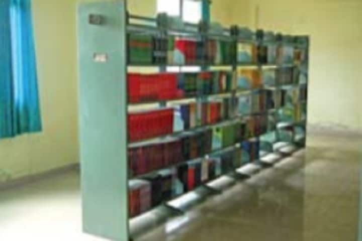 Institute of Pharmaceutical Science and Research For Girls campus in Pune, Maharashtra, India — photo 6