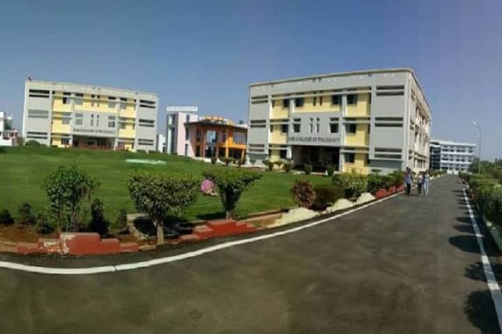 SSR College of Pharmacy campus in Silvassa, Dadra and Nagar Haveli, India — photo 1