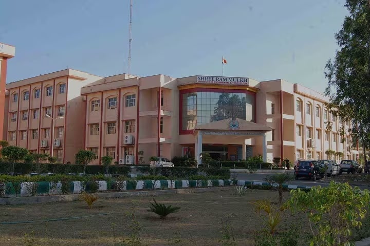 Shree Birkha Ram College of Education campus in Naraingarh, Haryana, India — photo 1