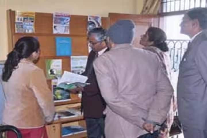 SD Institute of Education for Girls campus in Ambala Cantt, Haryana, India — photo 6