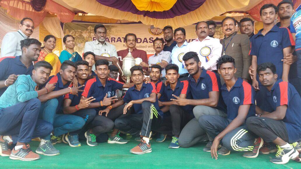 Khadir Mohideen College campus in Adirampattinam, Tamil Nadu, India — photo 3