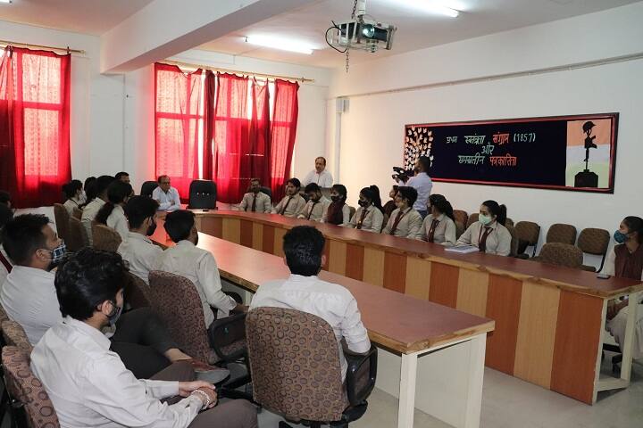 Ganesh Shankar Vidyarthi Subharti Institute of Journalism and Mass Communication campus in Meerut, Uttar Pradesh, India — photo 6