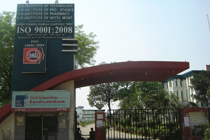 HR Institute of Pharmacy campus in Ghaziabad, Uttar Pradesh, India — photo 1